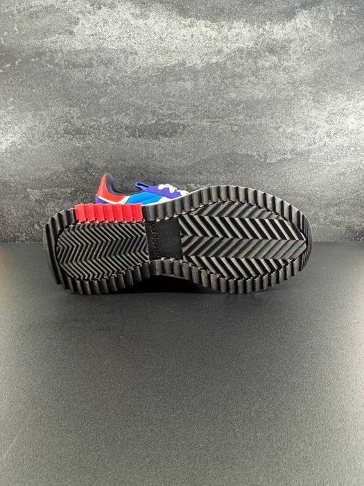 Кросівки Adidas Retropy F2 Originals (38; 42; 43 1/3; 44 2/3)