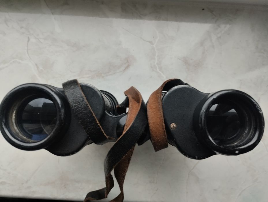 Продаю два бинокля БПЦ5 8х30