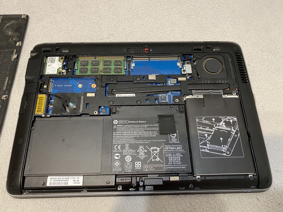 Продам HP EliteBook 820 G1