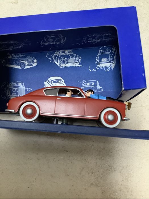 Carro do Tintin em muito bom estado