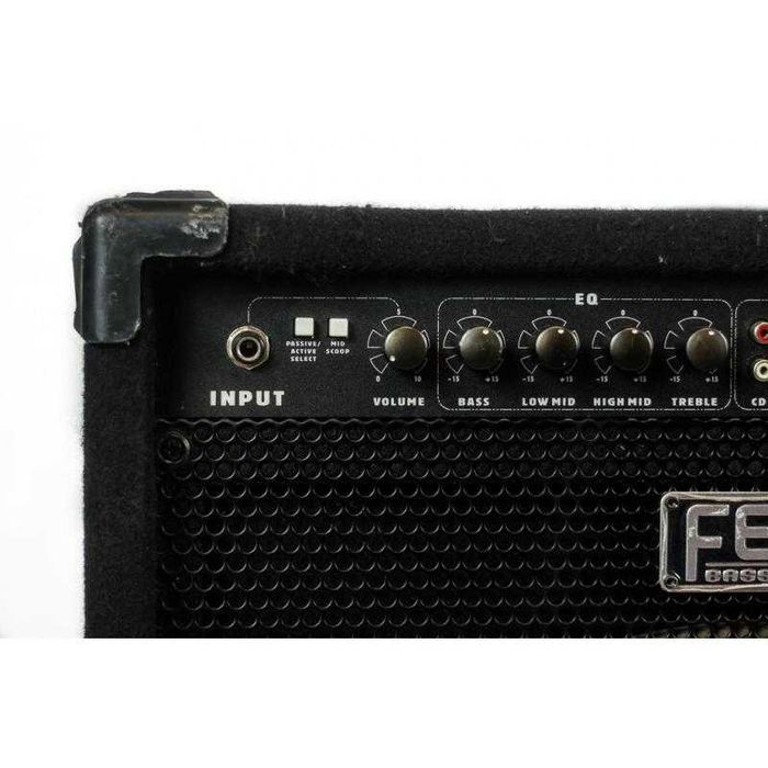 FENDER RUMBLE 100 / 115 wzmacniacz basowy combo