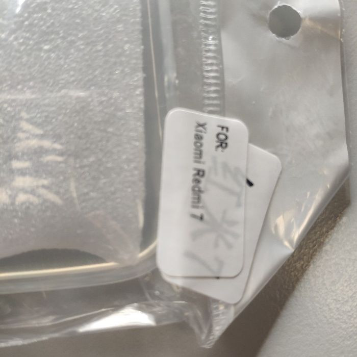 Capa e película protetora XIAOMI REDMI 7 *novas*