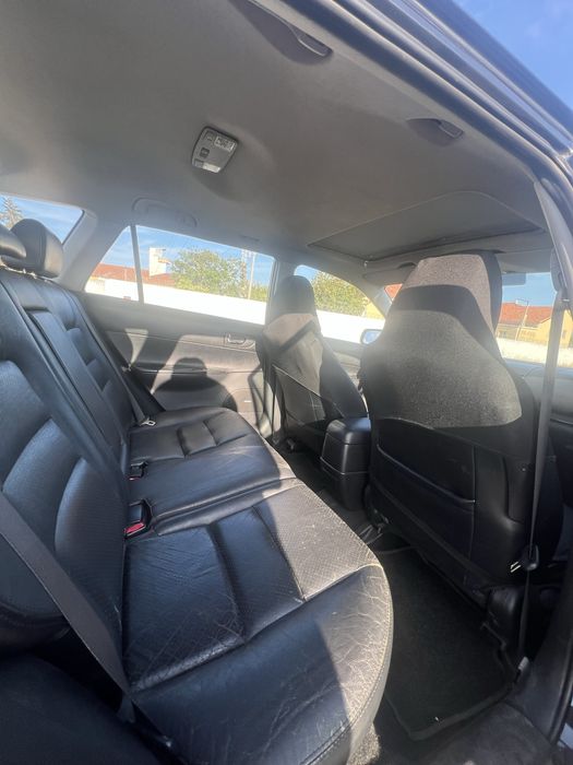 Carrinha Mazda 2003 Bom estado