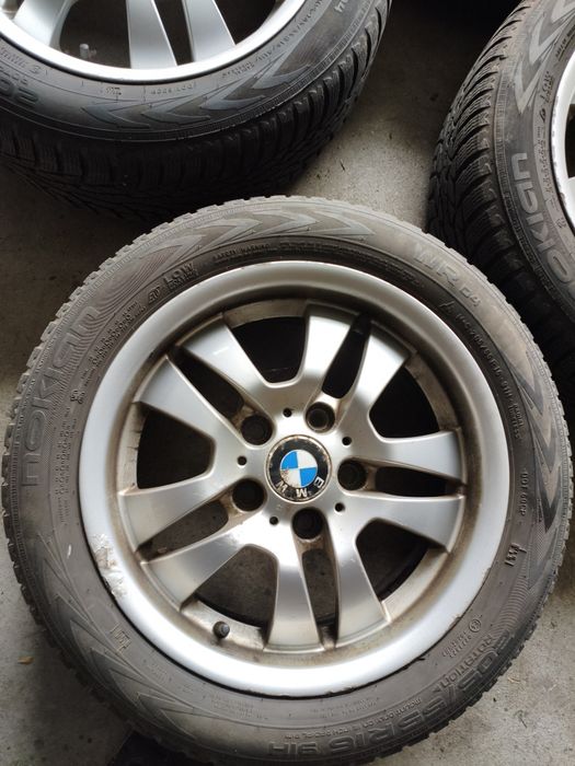 Felgi BMW styling 154 opony zimowe Nokian 16"