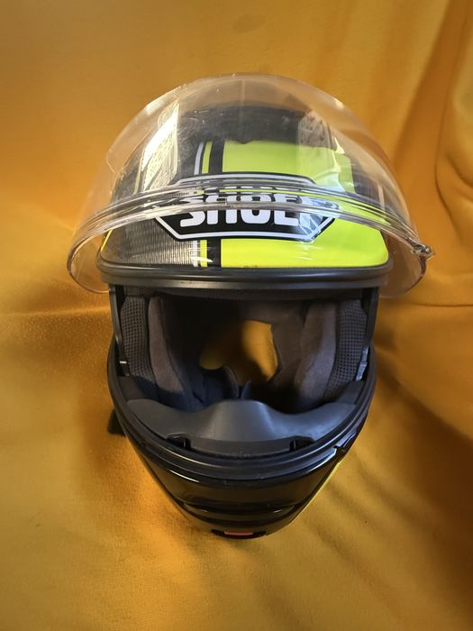 Shoei Neotec2.