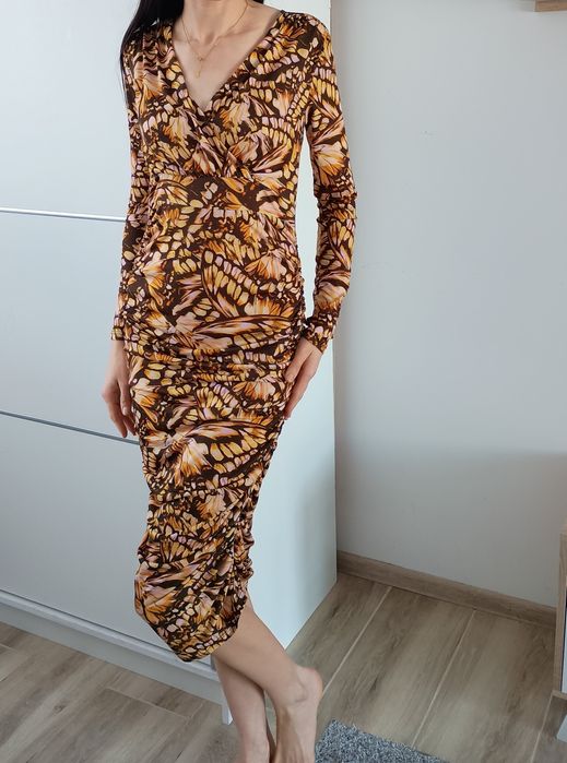 Sukienka midi ołówkowa rozmiar S za kolana