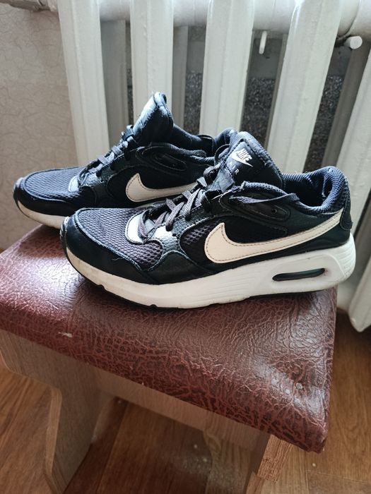 Найк кросівки для дівчинки