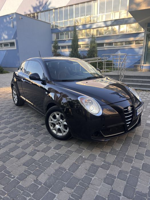 Продам машину Alfa Romeo