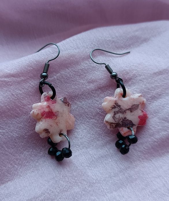 Kolczyki z glinki rękodzieło róże koraliki delikatne