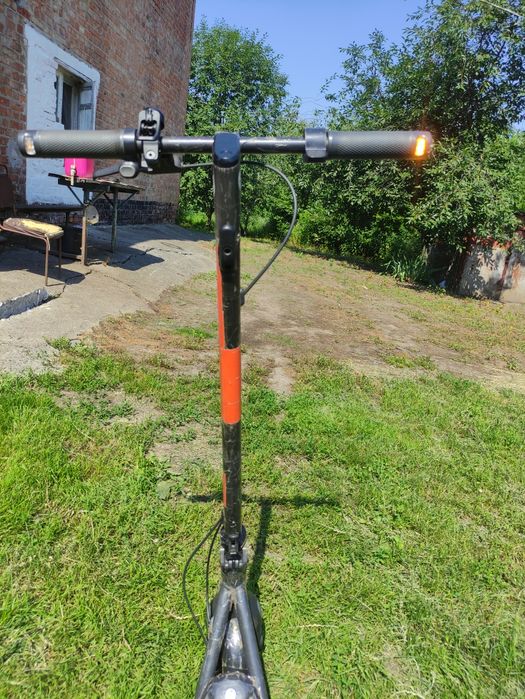 Електросамокат Segway Ninebot F2E