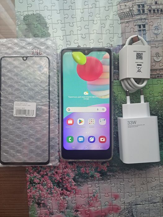 Продам Самсунг галексі А41nfc 4/64