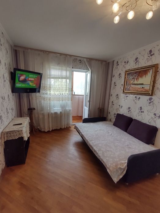 Подобово здам квартиру в Пуща Водиця.