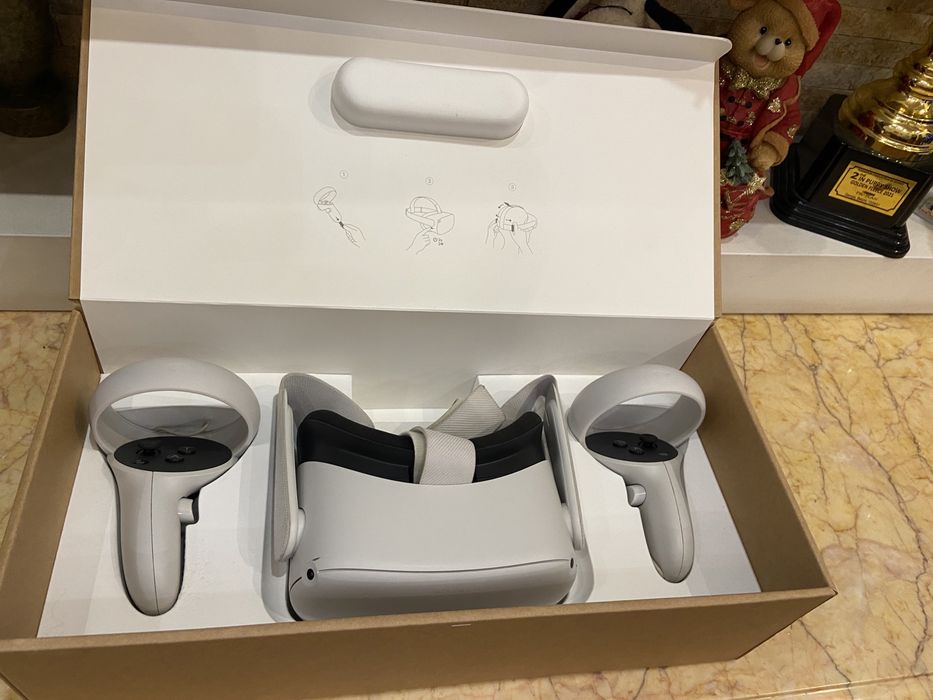 Oculus Quest 2 (256 GB) Б/У