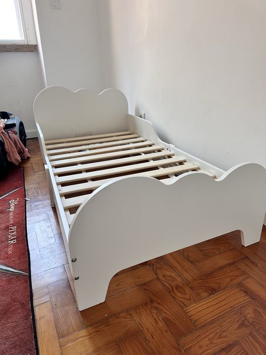 Cama infantil nova