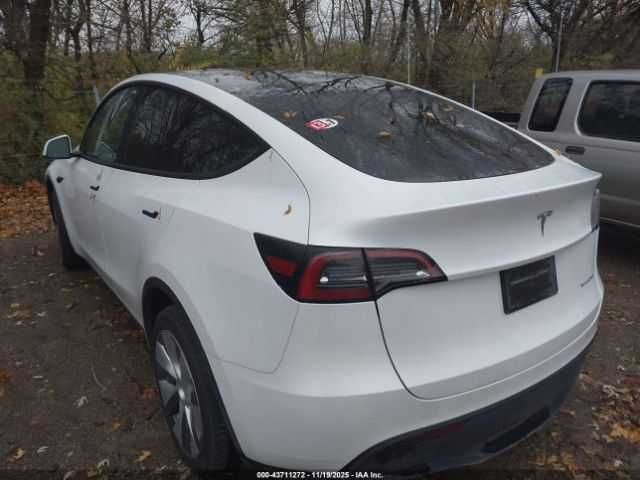 Tesla Model Y 2024!
