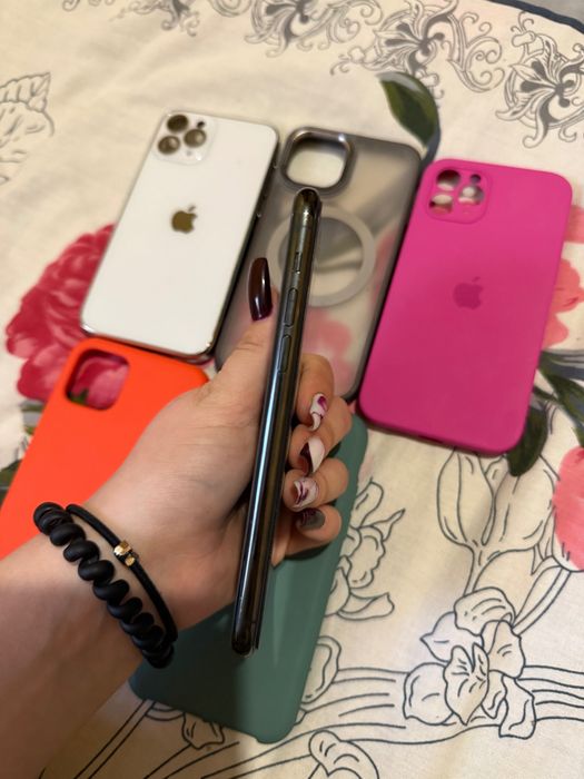 Продам IPhone 11 Pro 256 гігабайт