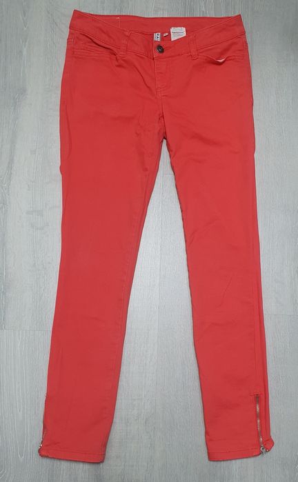 Spodnie czerwone jeansowe 34 36 zameczki
