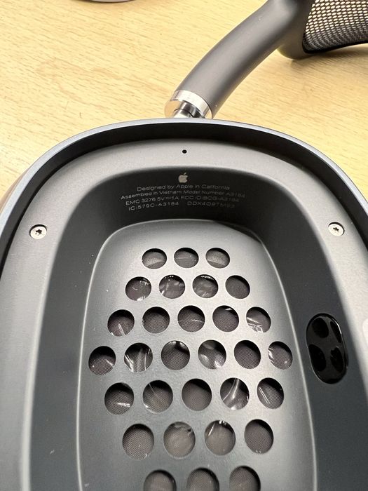 AirPods Max Midnight