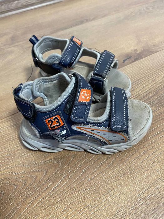 Босоніжки для хлопчика 27