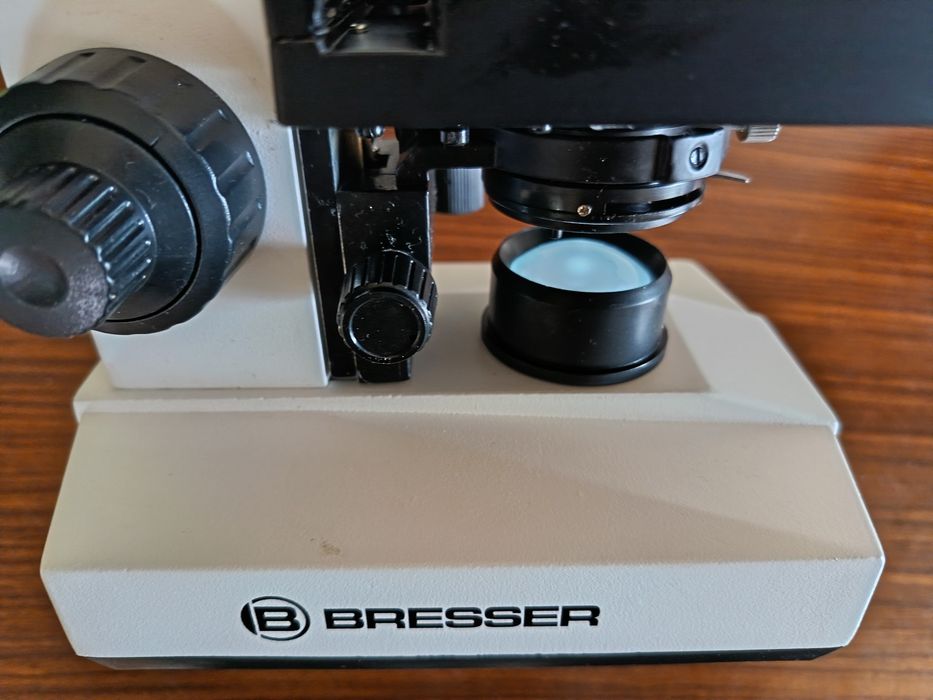 Mikroskop biologiczny BRESSER