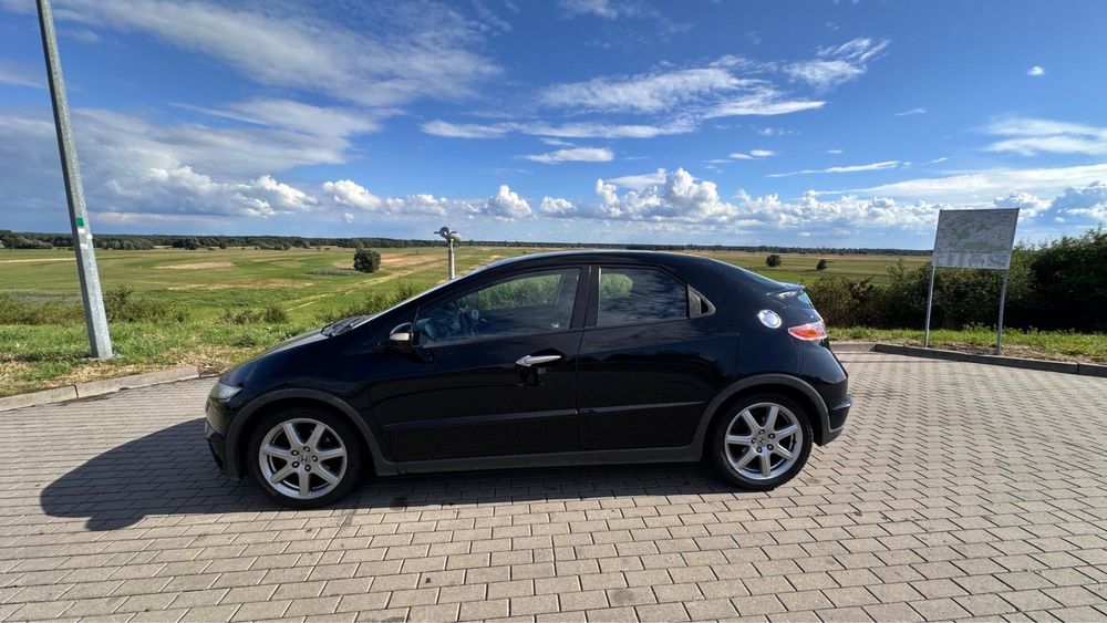 Honda Civic 1.8 benzyna