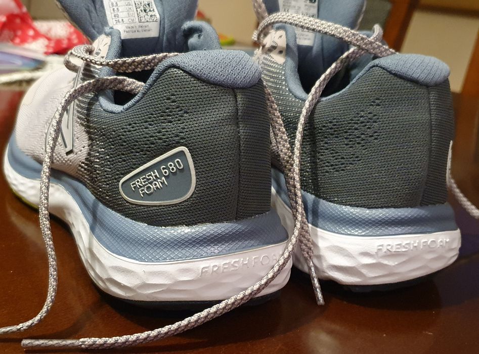Buty sportowe NewBalance FreshFOAM W680LR7