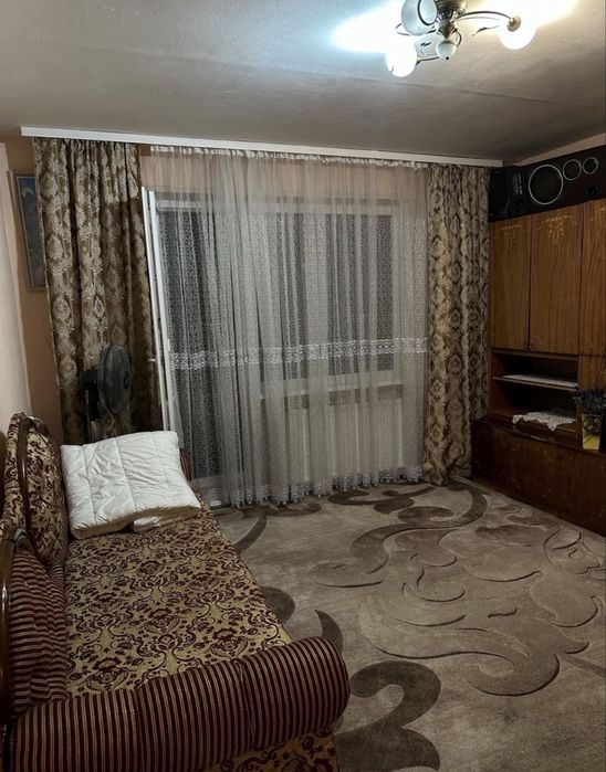 Здається 3 кімнатна квартира