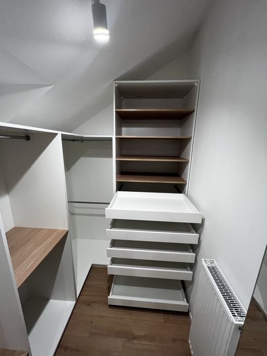 Гардеробні системи. Меблі під замовлення.