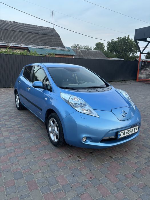 Nissan Leaf 2012 гарний стан
