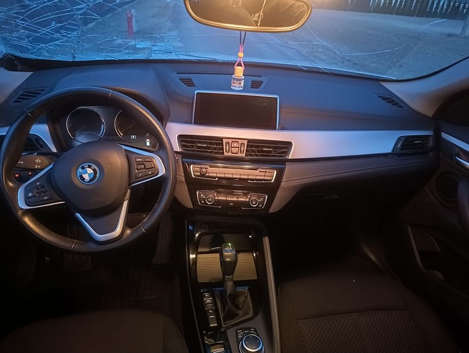BMW x2 2022 hybryda plugin