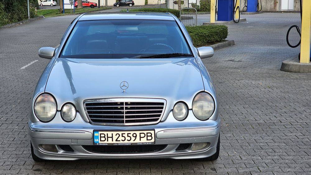 Mercedes-Benz W210 320cdi 2001
