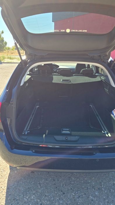 Peugeot 308 SW 1.6 BlueHDI 120Cv, Muito estimada