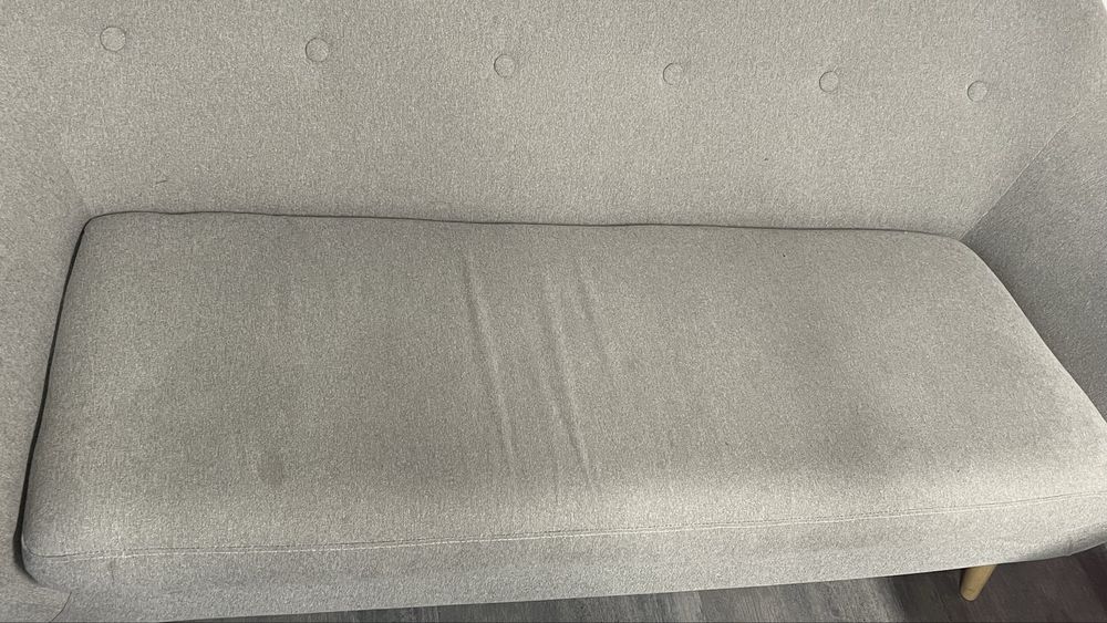 Столик, стілець майстра