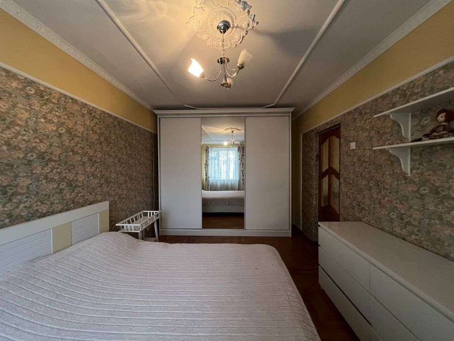 Продаж 3к квартири з якісним ремонтом неподалік центру міста