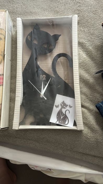 Годинник настінний, новий