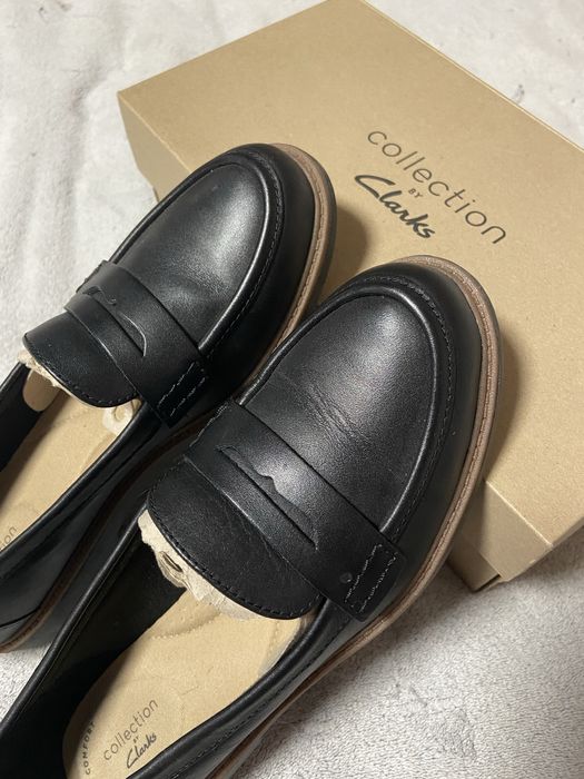 Жіночі чорні лофери Clarks | 39 розмір