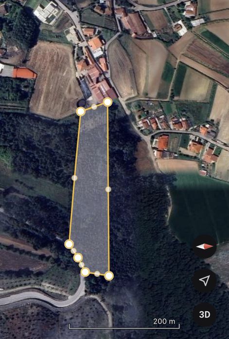 Terreno com cerca de 2 hectares e 70m frente EN309 - Famalicão