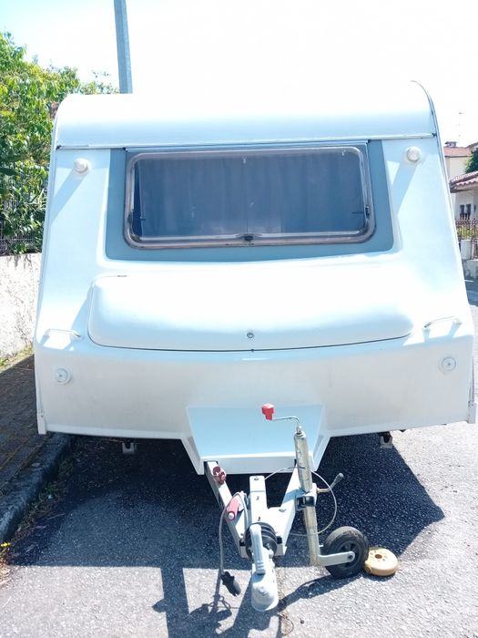 Caravana Pluma 450