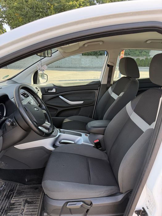 Ford kuga 2.0 tdi 140ps. 2012 rok! Przebieg tylko 161 tys km!