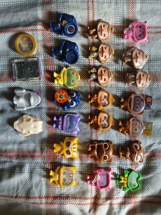 Figurki zabawki milka skarb Kinder Nantoos