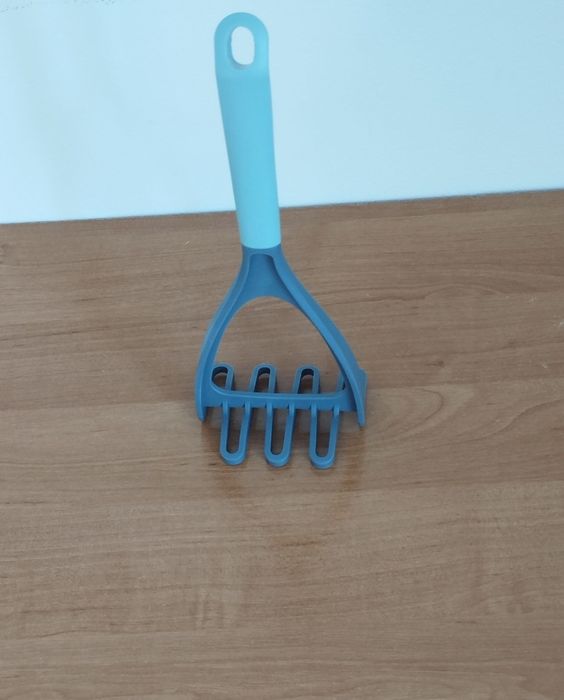 Tłuczek do ziemniaków ubijak kuchenny