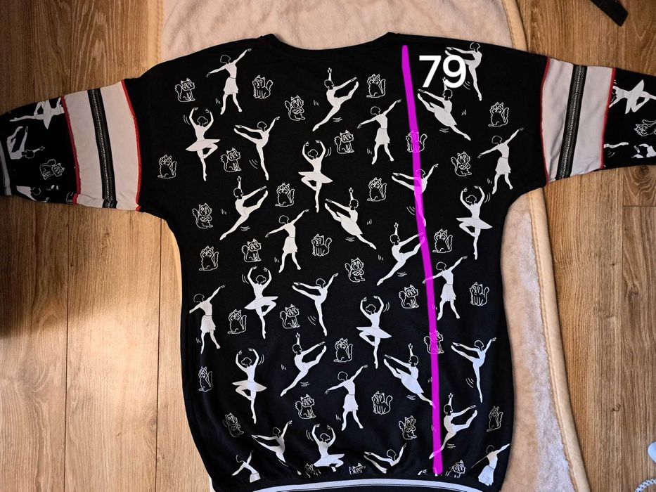 Bluza L/40 w białe kotki i baletnice