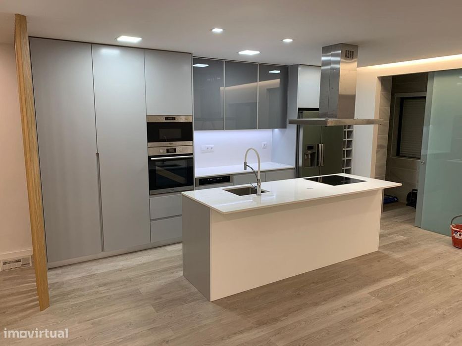 Apart. T3 Renovado | Suite + Closet | Ar Condicionado -  S.Vitor Braga
