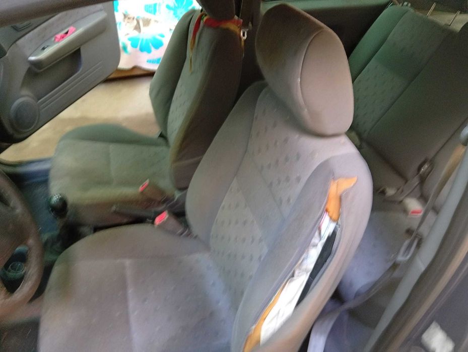 Hyundai Getz às peças ou inteiro - Motor em bom estado.