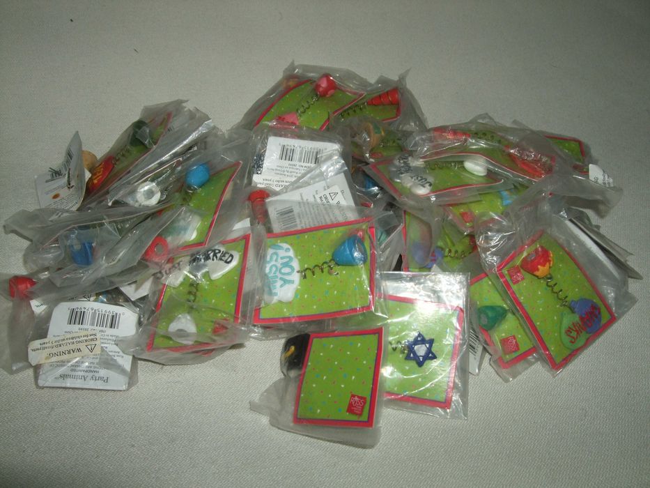 Продам магнітики Party Animals 71шт.