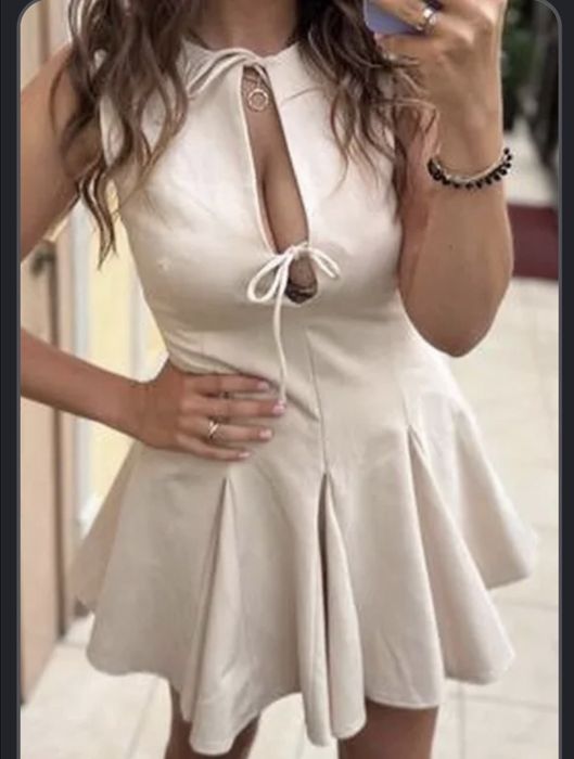 Сукня бежева з бантиками Zara