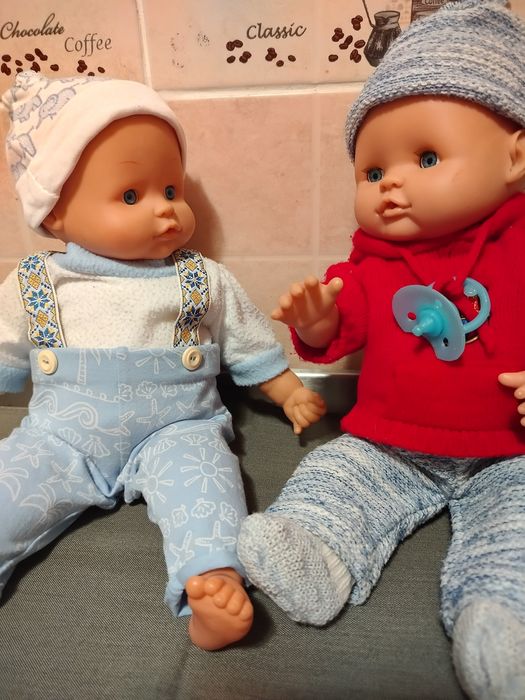 2 пупса в одежде