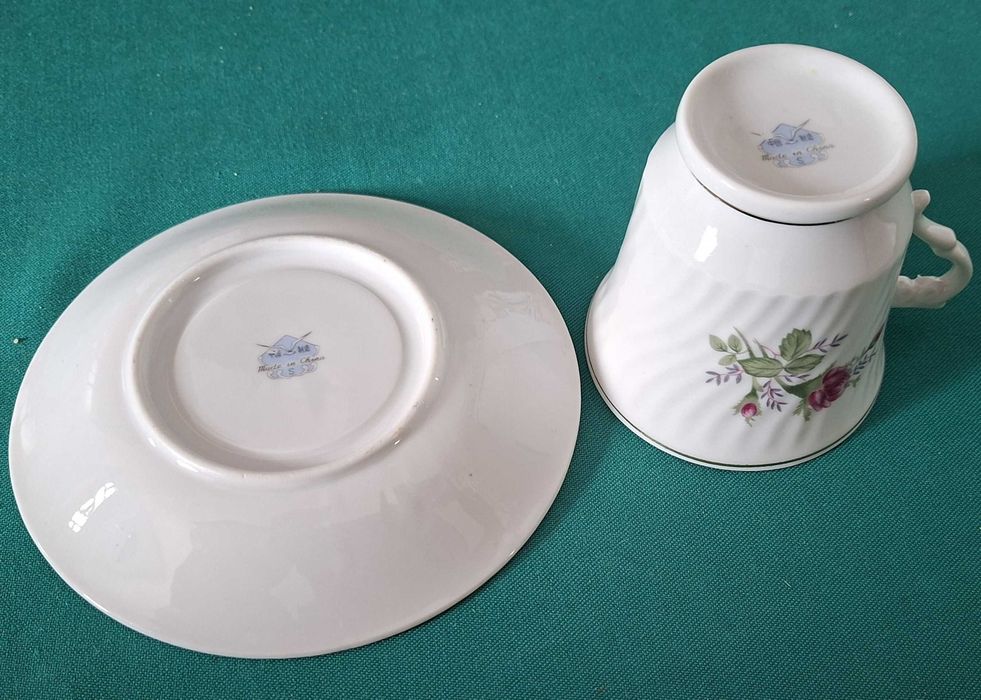 Chávena de Chá oriental antiga, com rosas