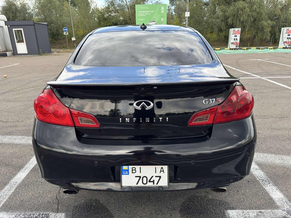 Infiniti g37 2013
