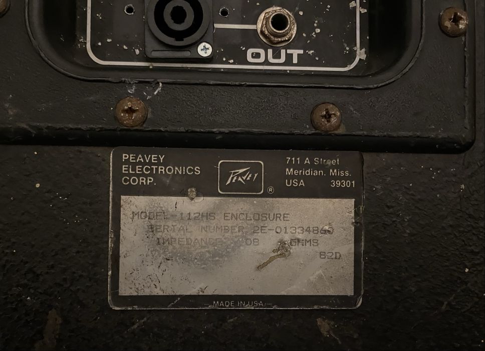 Coluna / monitor de palco Peavey